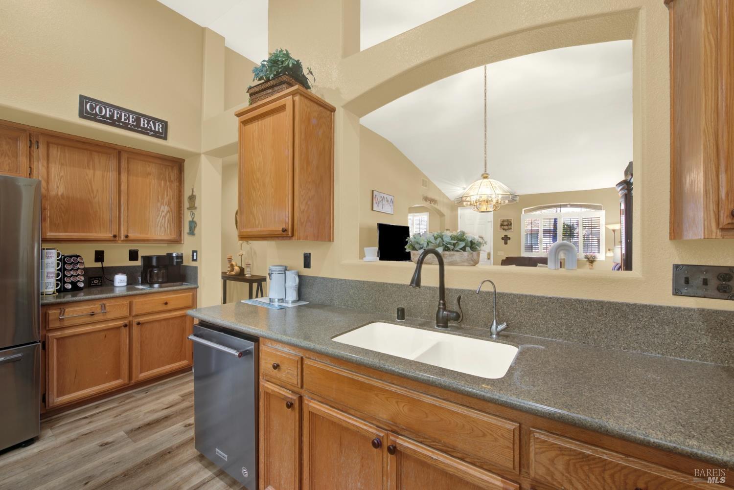 161 Currant Lane Vacaville CA 95687