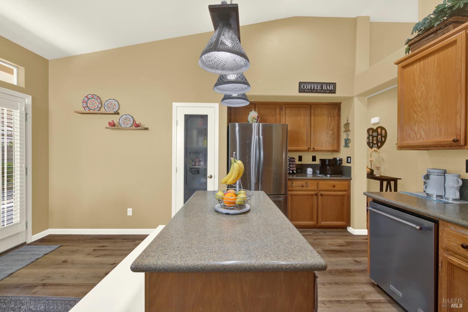 161 Currant Lane Vacaville CA 95687