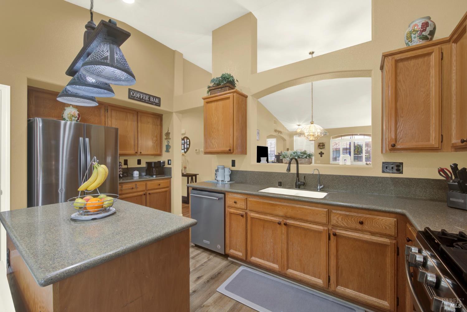 161 Currant Lane Vacaville CA 95687