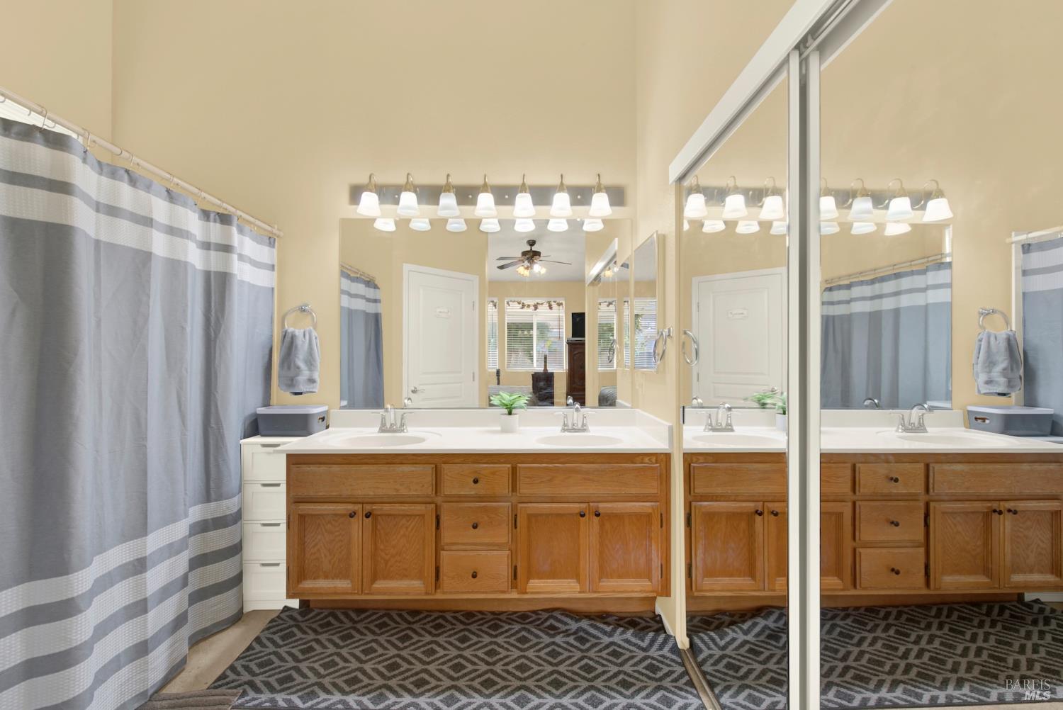161 Currant Lane Vacaville CA 95687