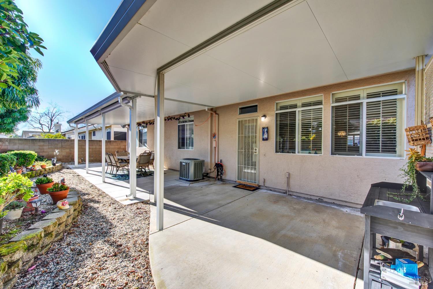 161 Currant Lane Vacaville CA 95687