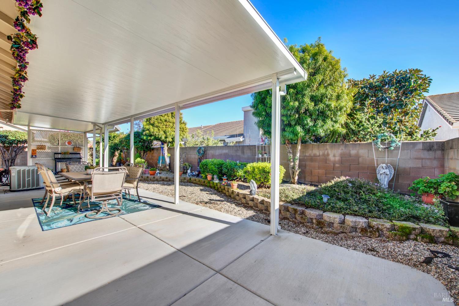 161 Currant Lane Vacaville CA 95687