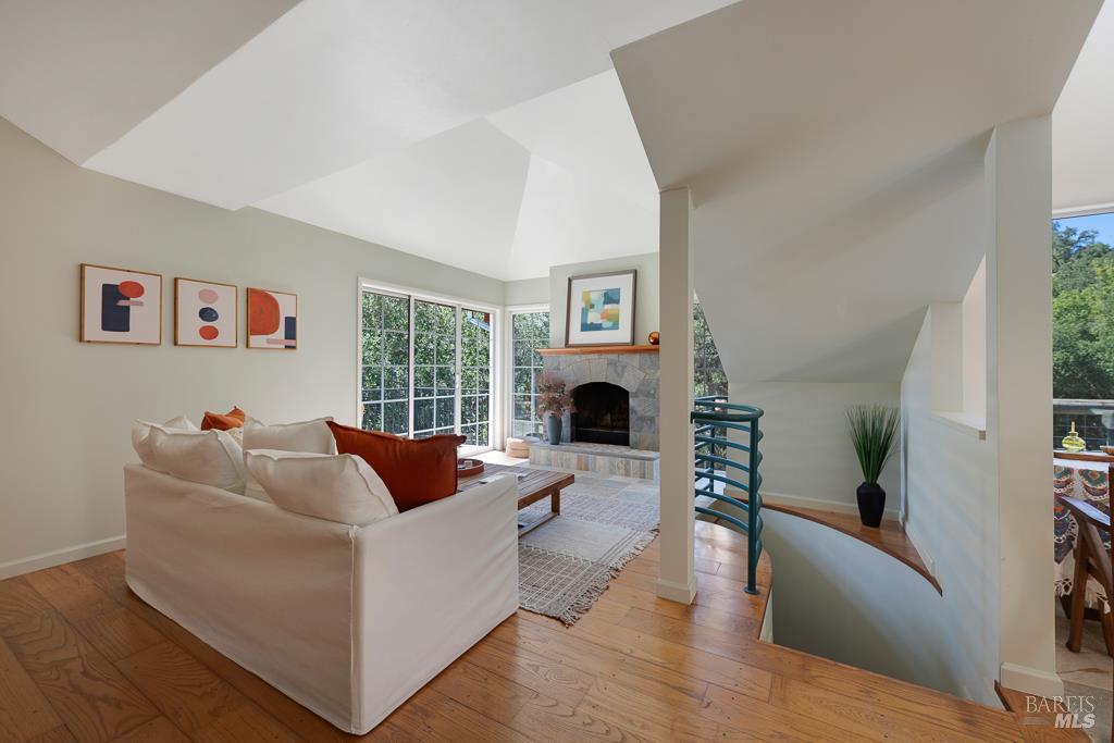 10533 Westside Road Healdsburg CA 95448