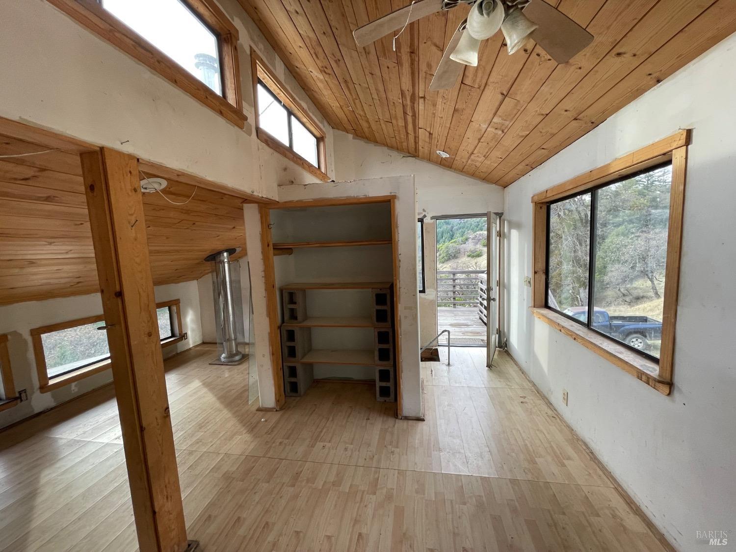 7601 Simmerly Road Laytonville CA 95454