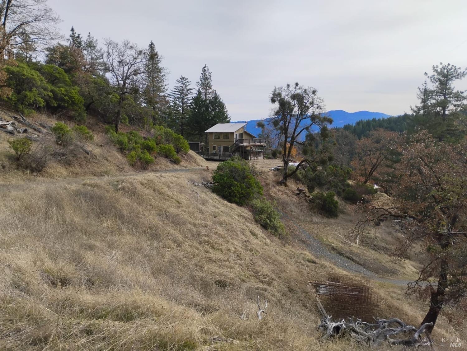 7601 Simmerly Road Laytonville CA 95454