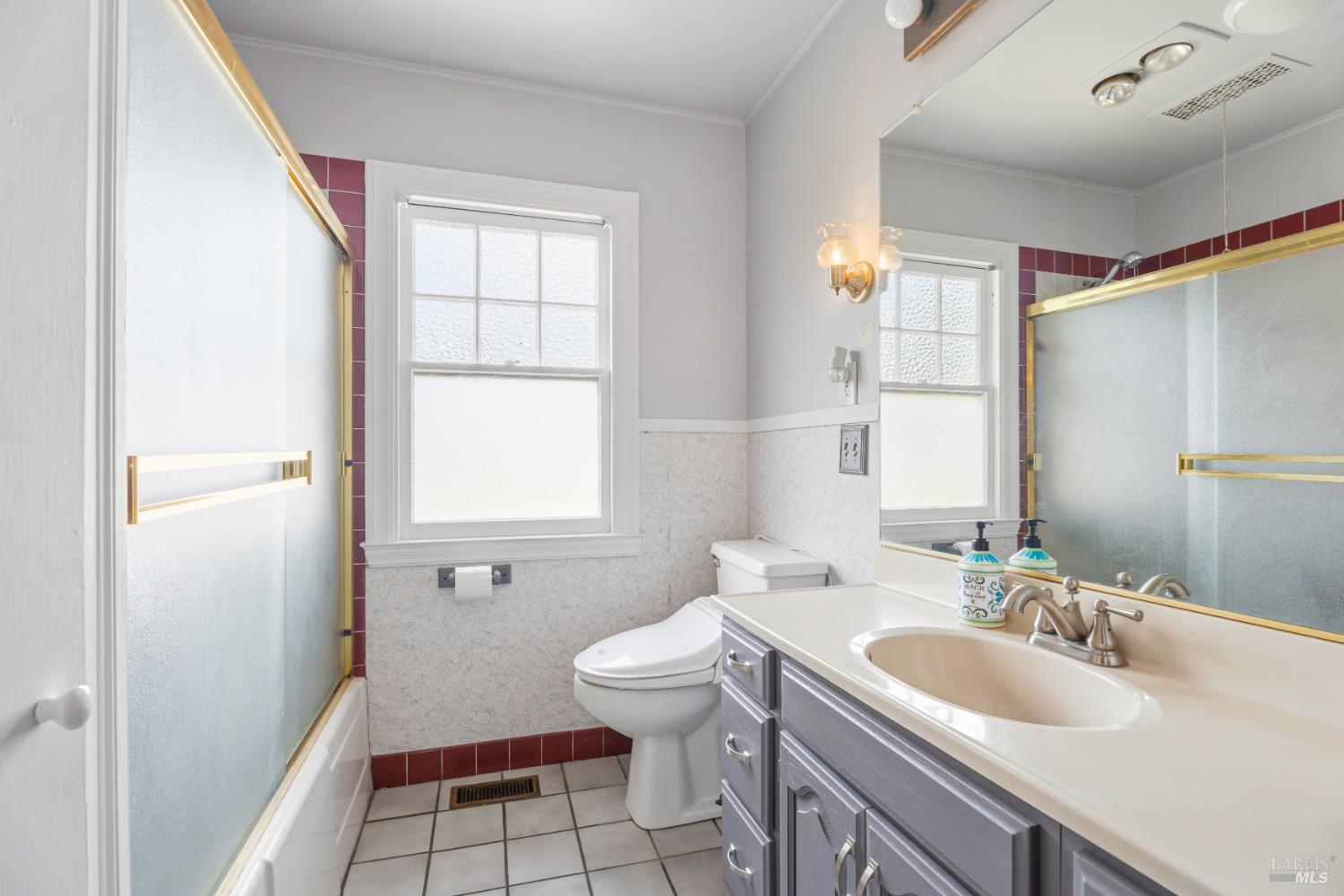 132 E Valley Street Willits CA 95490