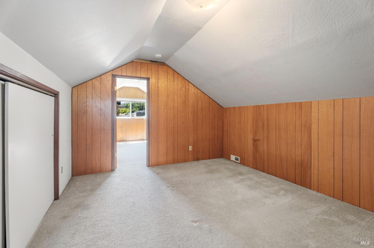132 E Valley Street Willits CA 95490