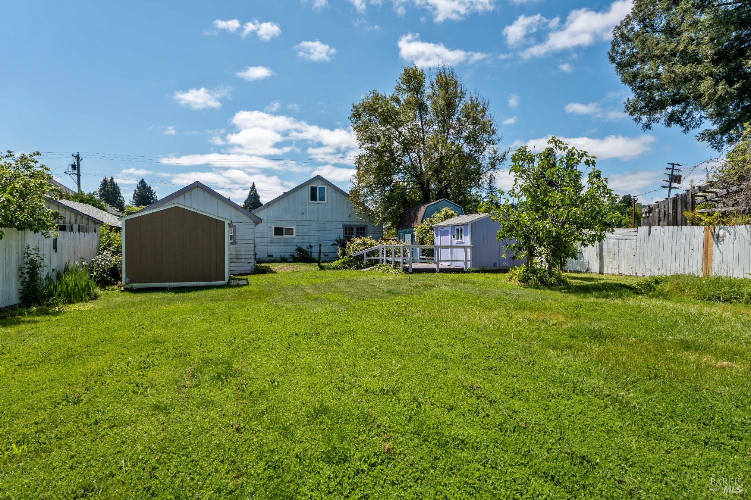 132 E Valley Street Willits CA 95490