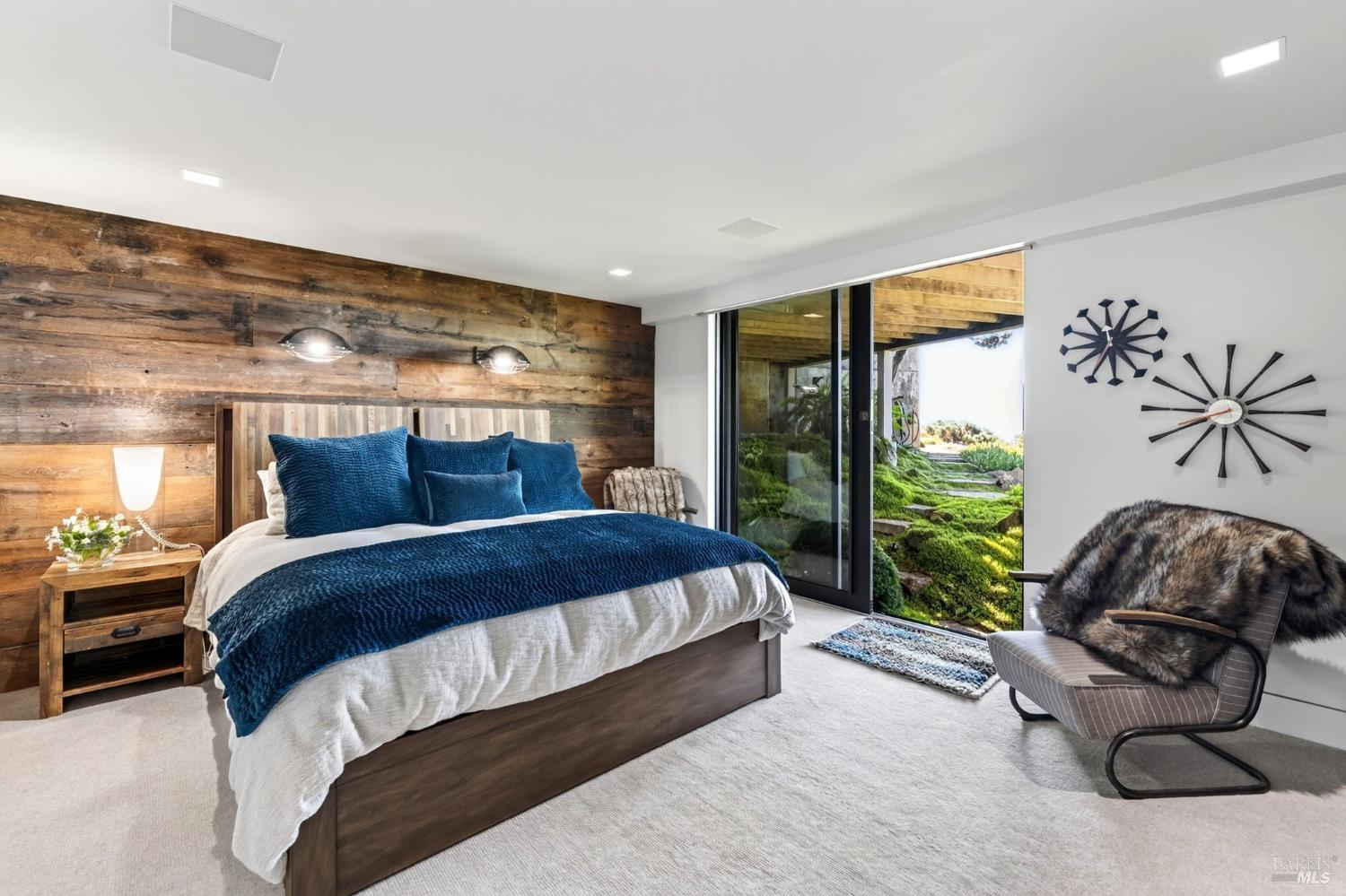 5540 N Highway 1 Little River CA 95456