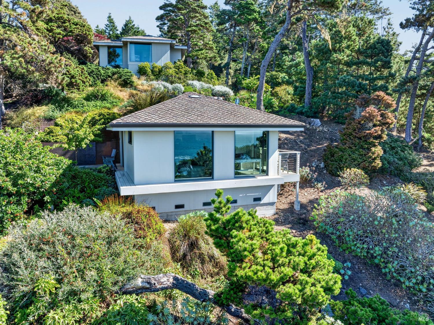 5540 N Highway 1 Little River CA 95456