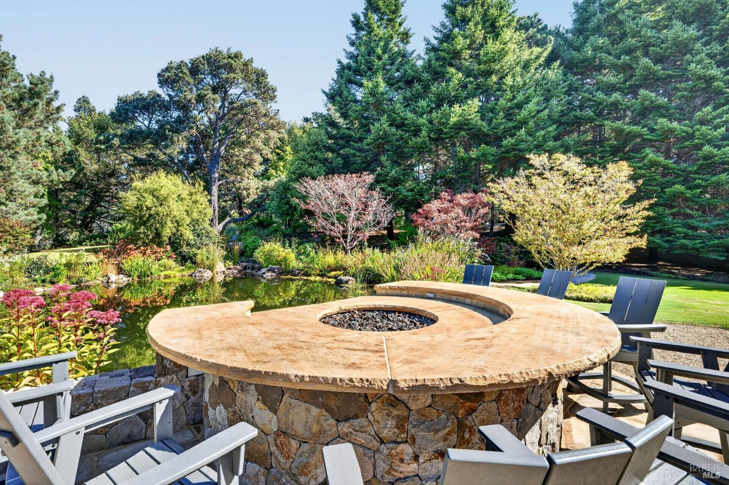 5540 N Highway 1 Little River CA 95456