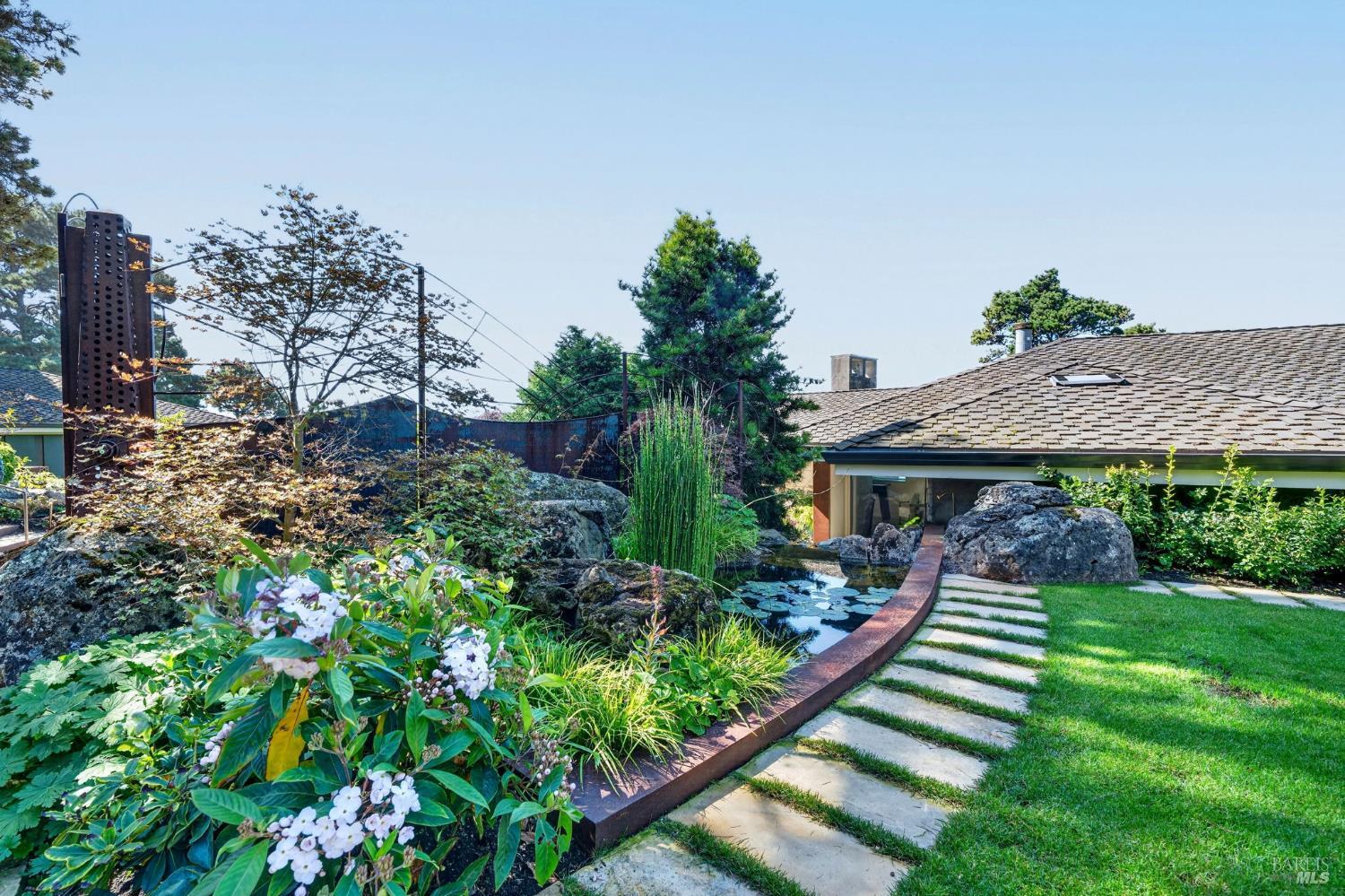 5540 N Highway 1 Little River CA 95456