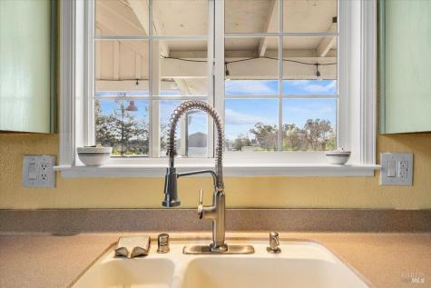 166 Davis Lane Penngrove CA 94951