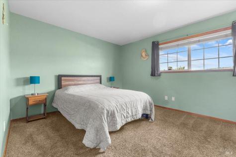 166 Davis Lane Penngrove CA 94951