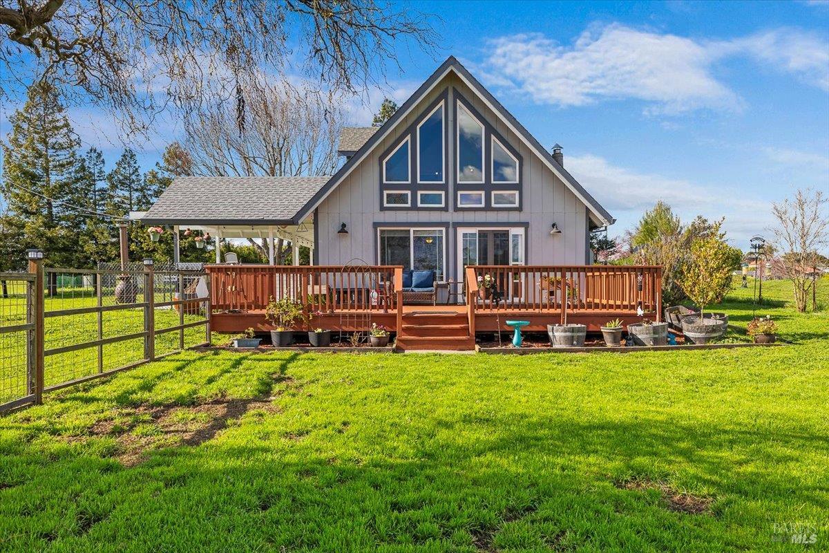 166 Davis Lane Penngrove CA 94951