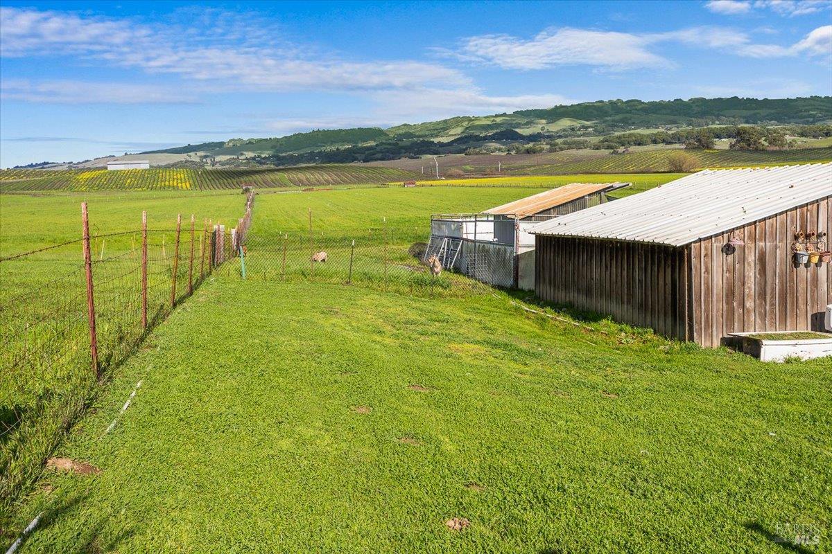 166 Davis Lane Penngrove CA 94951