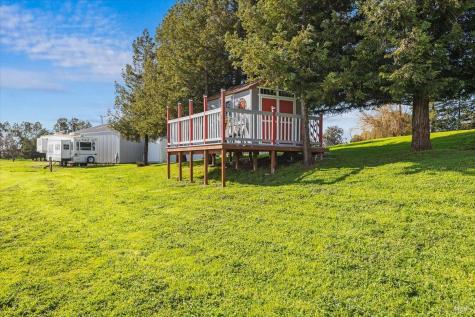 166 Davis Lane Penngrove CA 94951