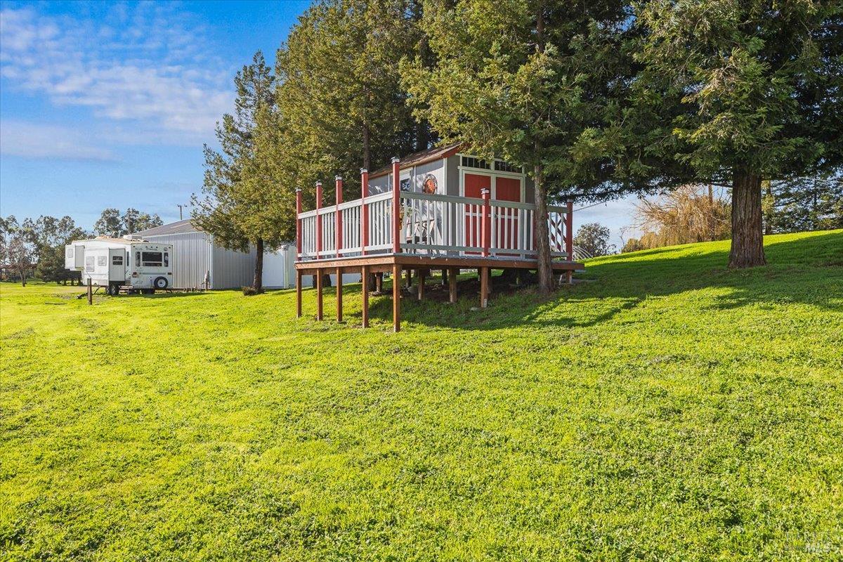 166 Davis Lane Penngrove CA 94951