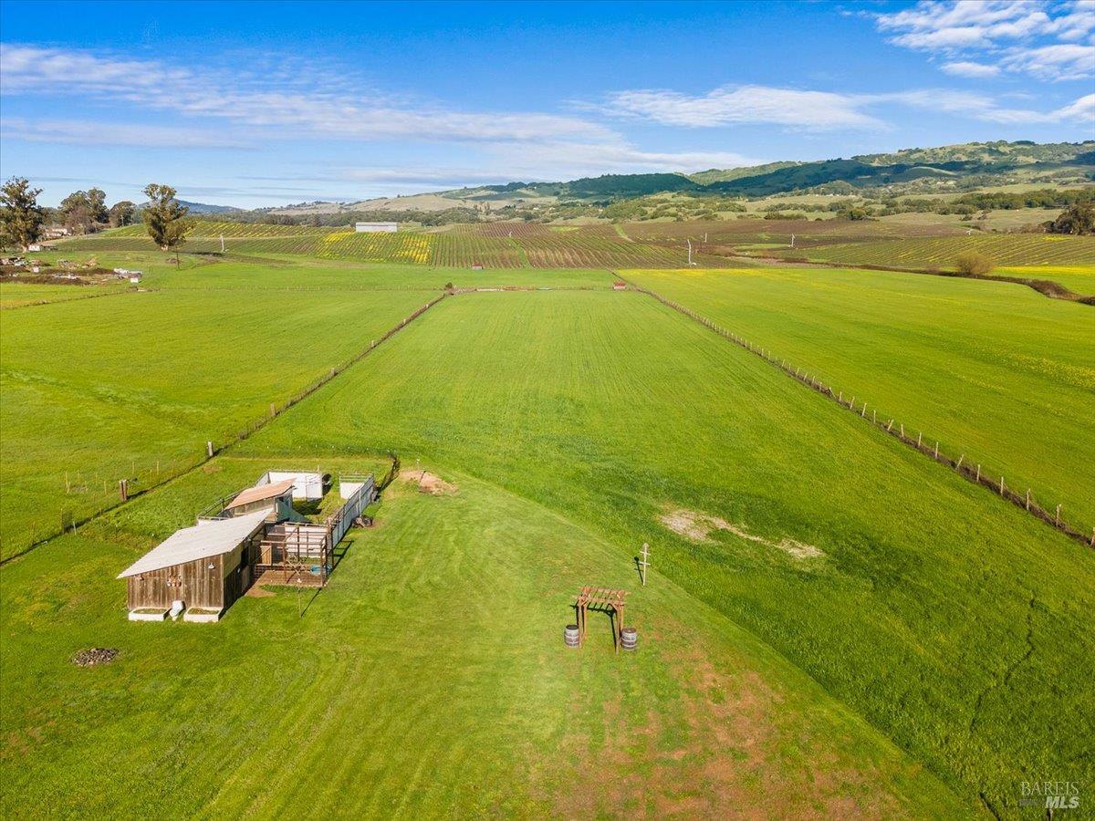 166 Davis Lane Penngrove CA 94951