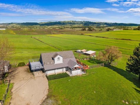 166 Davis Lane Penngrove CA 94951