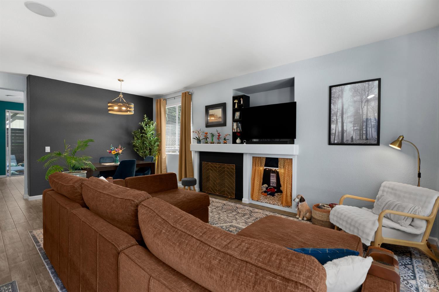 2452 Jadeite Way Santa Rosa CA 95404