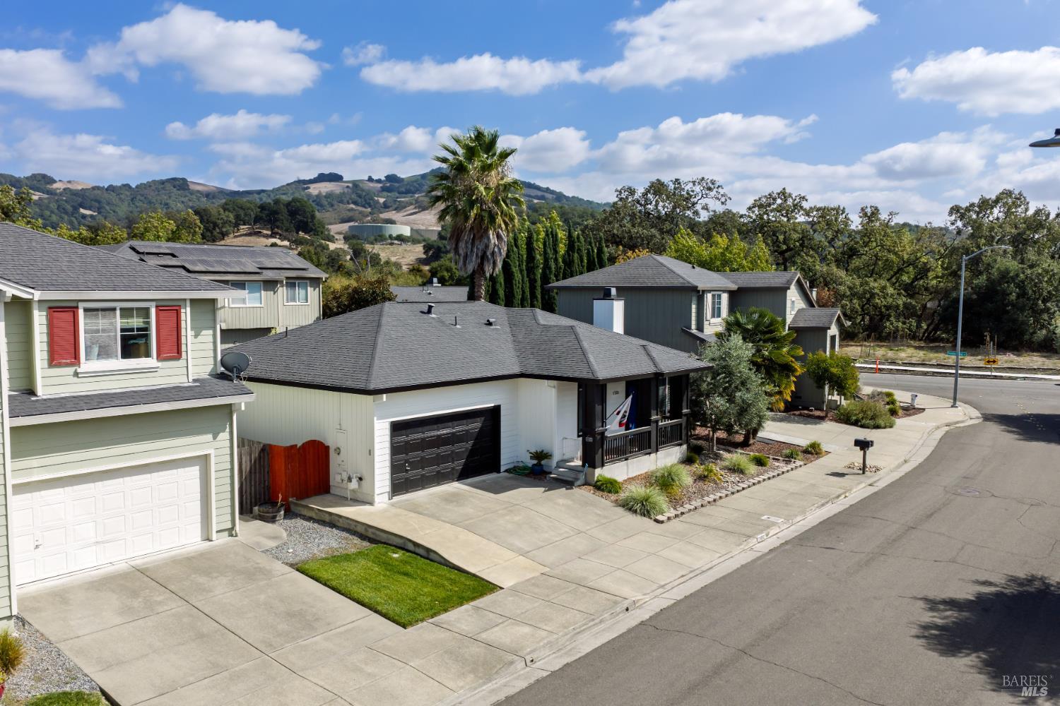 2452 Jadeite Way Santa Rosa CA 95404