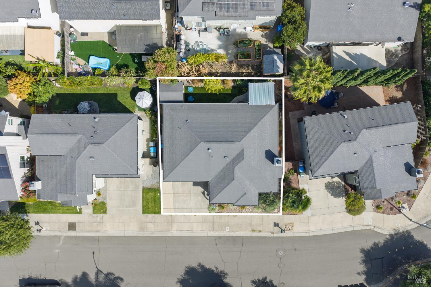 2452 Jadeite Way Santa Rosa CA 95404