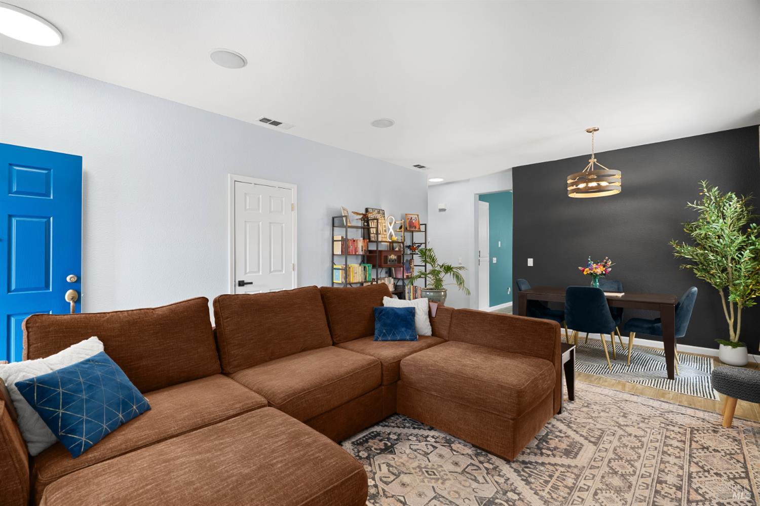 2452 Jadeite Way Santa Rosa CA 95404