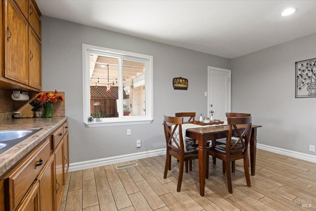 636 Southwood Drive Santa Rosa CA 95407