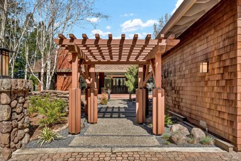 40 Los Pinos Nicasio CA 94946