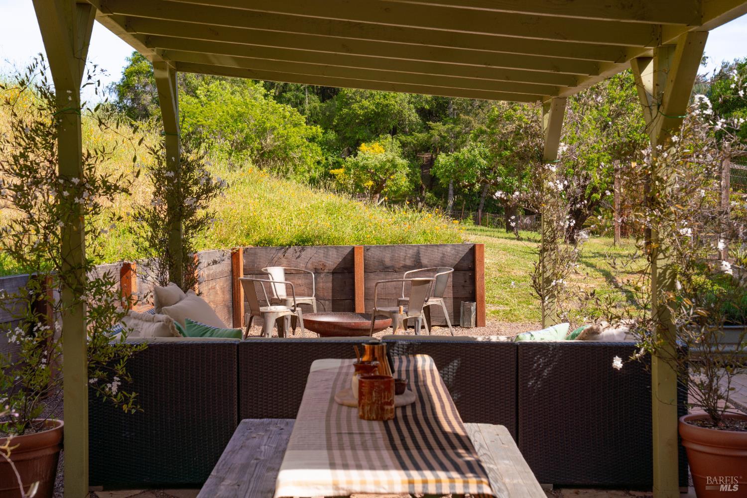 1801 Highway 128 Philo CA 95466