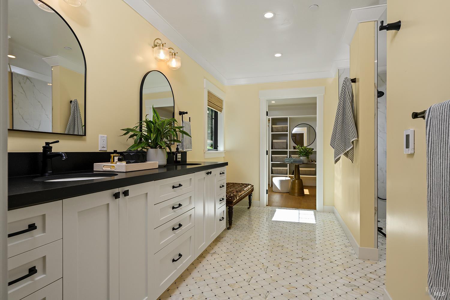 291 Neva Street Sebastopol CA 95472