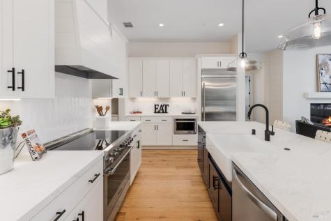 1902 Carlile Place Santa Rosa CA 95403