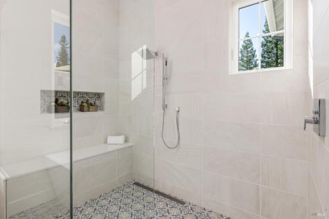 1902 Carlile Place Santa Rosa CA 95403