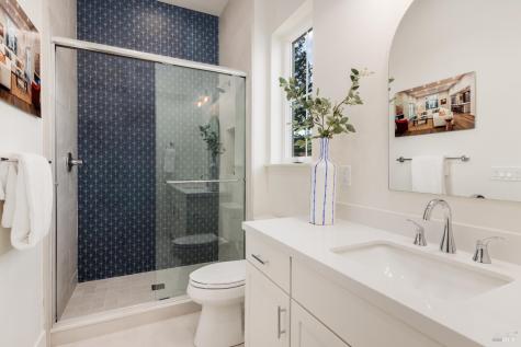 1902 Carlile Place Santa Rosa CA 95403