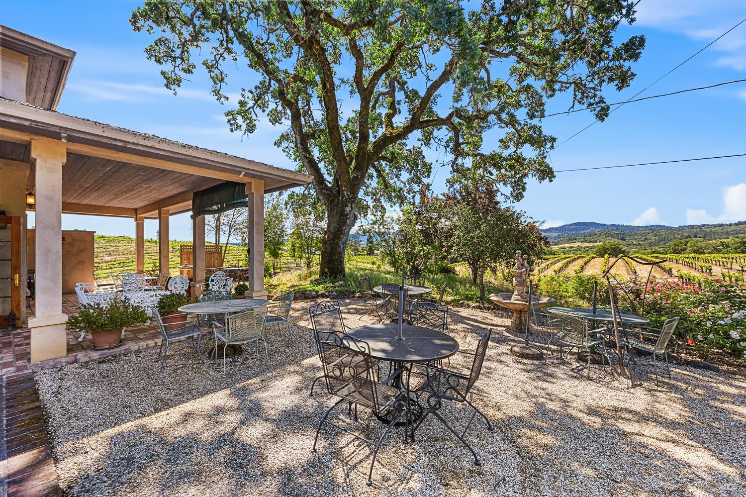5143 Dry Creek Road Healdsburg CA 95448