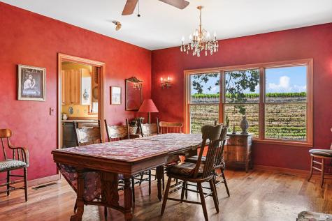 5143 Dry Creek Road Healdsburg CA 95448