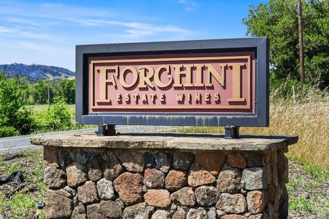 5143 Dry Creek Road Healdsburg CA 95448