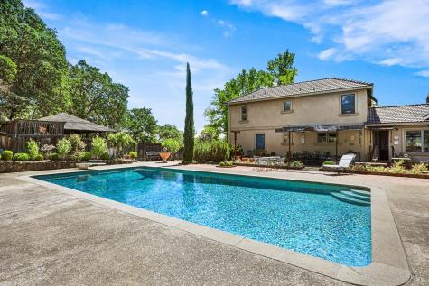 5143 Dry Creek Road Healdsburg CA 95448