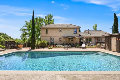 5143 Dry Creek Road Healdsburg CA 95448