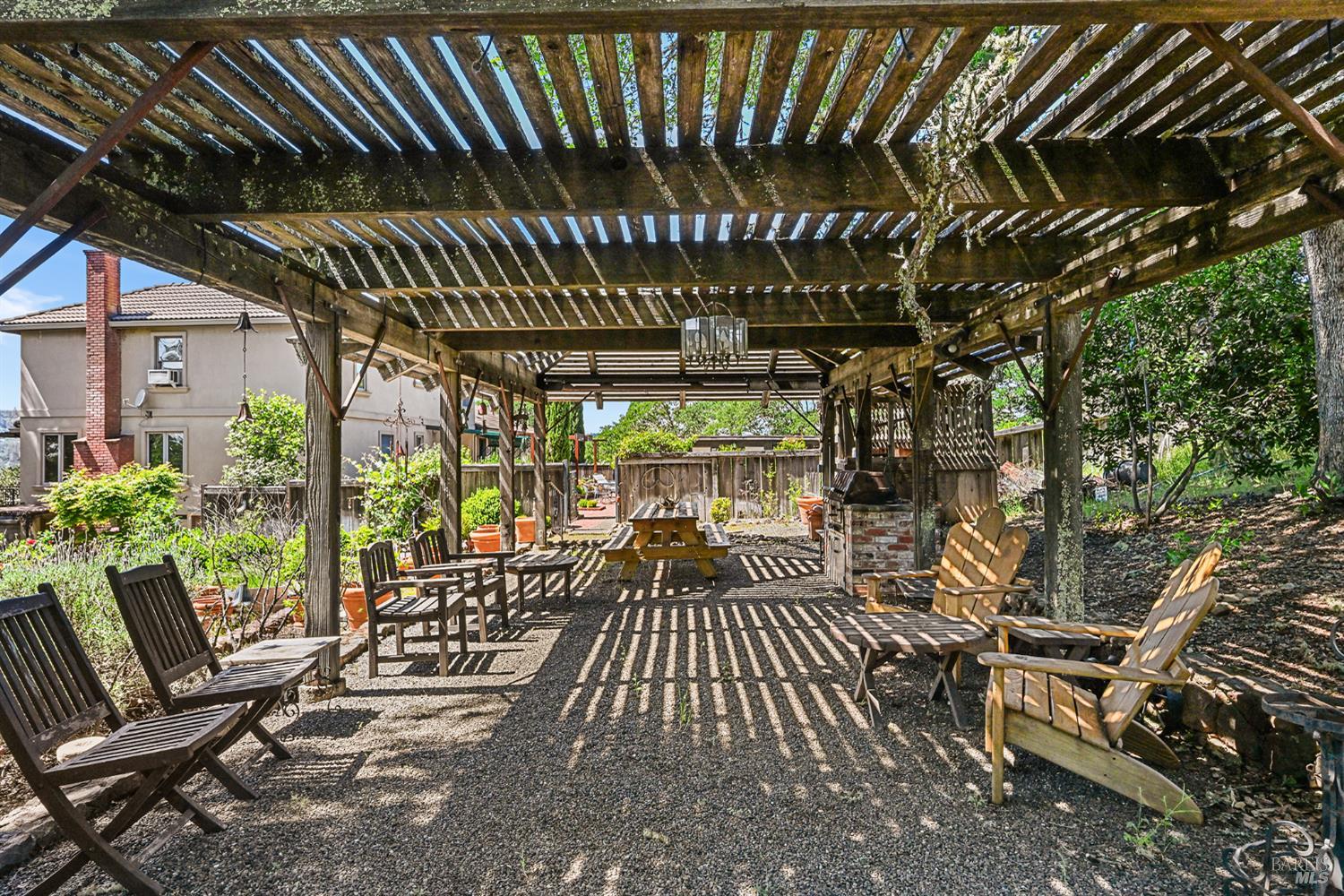 5143 Dry Creek Road Healdsburg CA 95448