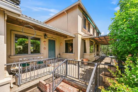 5143 Dry Creek Road Healdsburg CA 95448