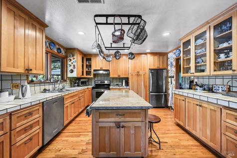 5143 Dry Creek Road Healdsburg CA 95448