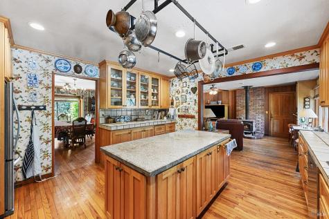 5143 Dry Creek Road Healdsburg CA 95448