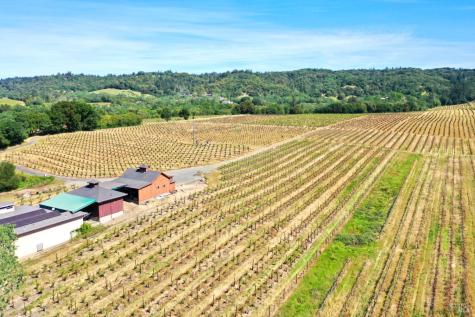 5143 Dry Creek Road Healdsburg CA 95448