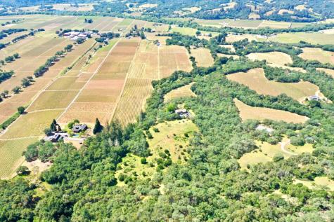 5143 Dry Creek Road Healdsburg CA 95448