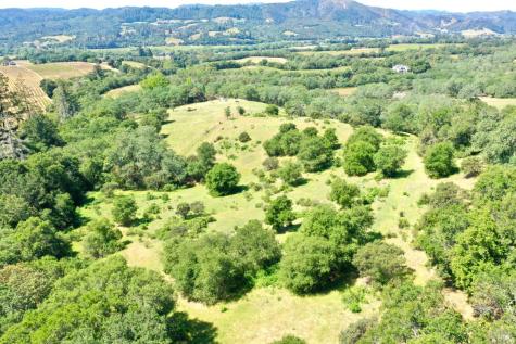5143 Dry Creek Road Healdsburg CA 95448