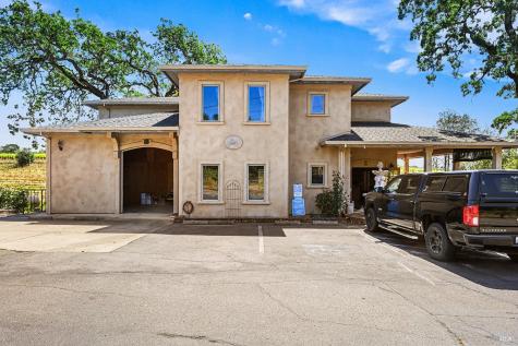 5143 Dry Creek Road Healdsburg CA 95448