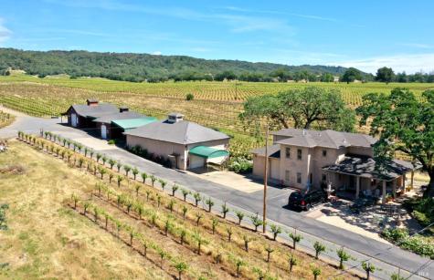 5143 Dry Creek Road Healdsburg CA 95448