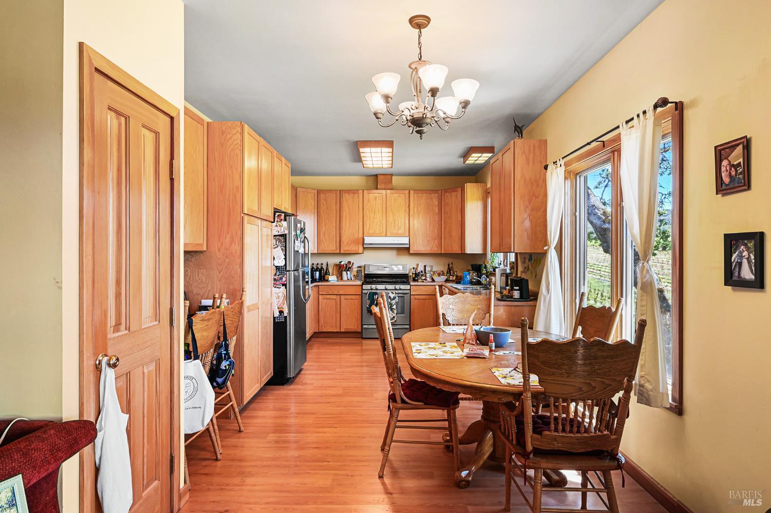 5143 Dry Creek Road Healdsburg CA 95448